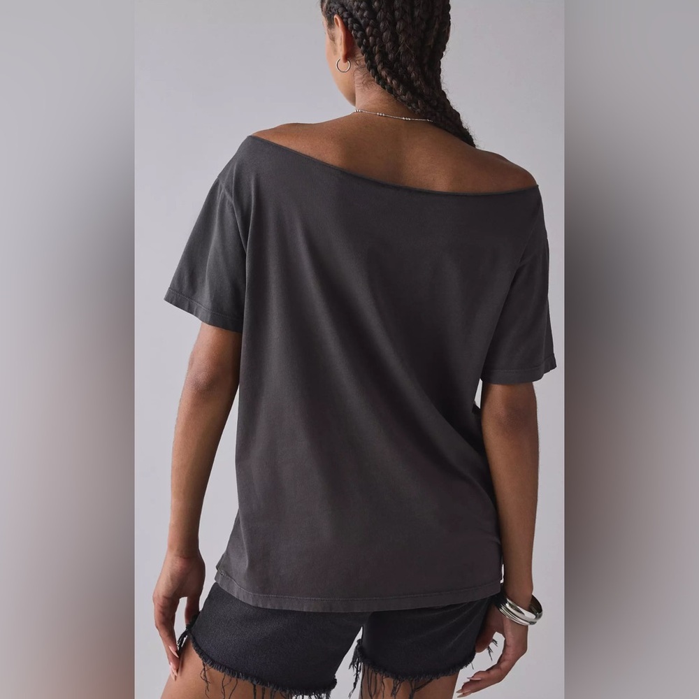 DAY rock band graphic off-the-shoulder oversized tee - Picture 4 of 4